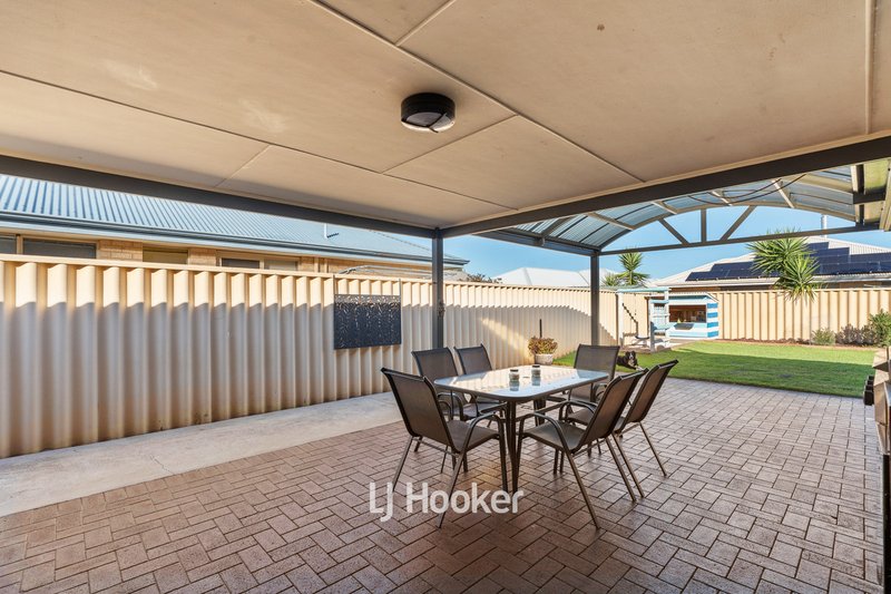 Photo - 18 Savory Crescent, Yalyalup WA 6280 - Image 12