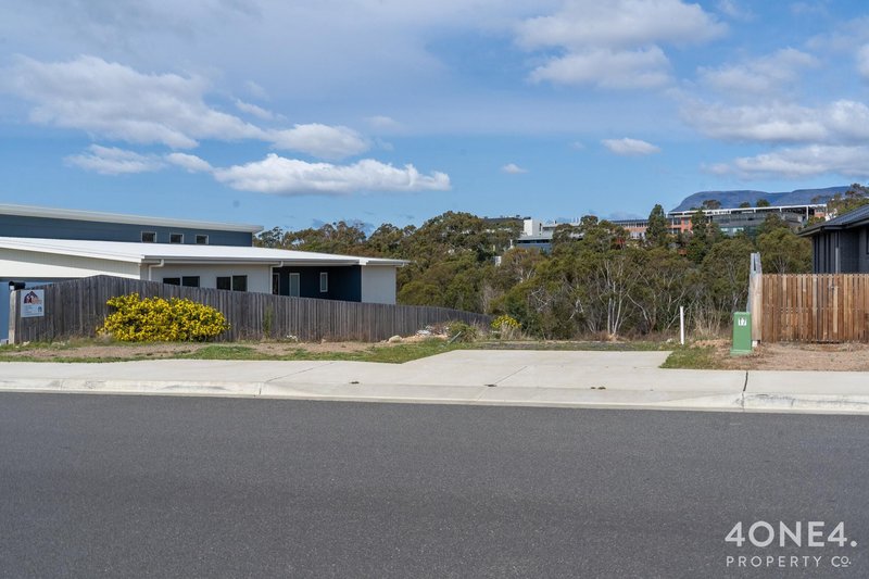 Photo - 18 Saw Mill Court, Austins Ferry TAS 7011 - Image 12