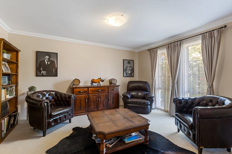 Photo - 18 Scarborough Way, Mount Barker SA 5251 - Image 8