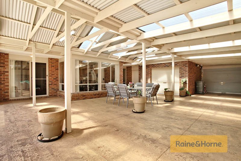 Photo - 18 Scarlet Oak Avenue, Melton West VIC 3337 - Image 14