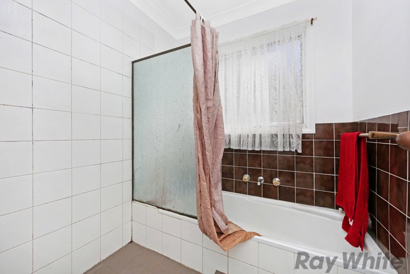 Photo - 18 Scenic Drive, Budgewoi NSW 2262 - Image 6