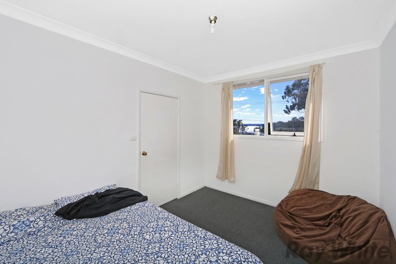 Photo - 18 Scenic Drive, Budgewoi NSW 2262 - Image 7