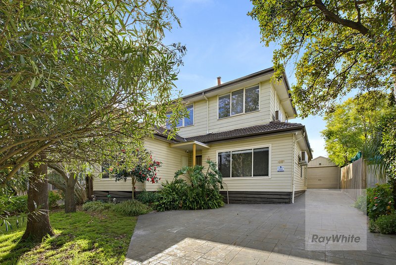 Photo - 18 Scott Grove, Kingsbury VIC 3083 - Image 1