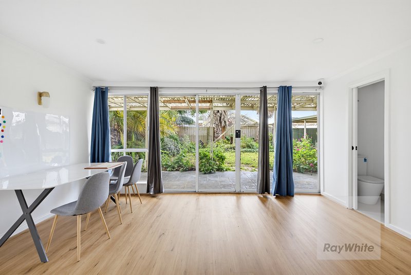 Photo - 18 Scott Grove, Kingsbury VIC 3083 - Image 12
