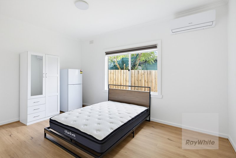 Photo - 18 Scott Grove, Kingsbury VIC 3083 - Image 13