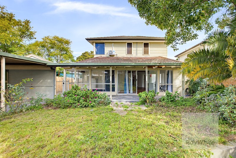 Photo - 18 Scott Grove, Kingsbury VIC 3083 - Image 19