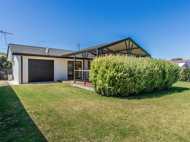 Photo - 18 Seahaven Street, Safety Bay WA 6169 - Image 15