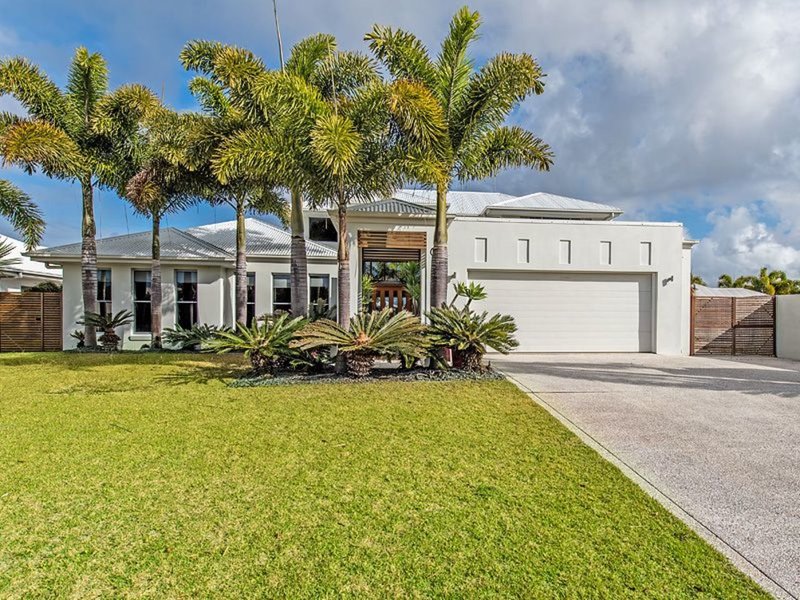 Photo - 18 Seahorse Drive, Twin Waters QLD 4564 - Image 3