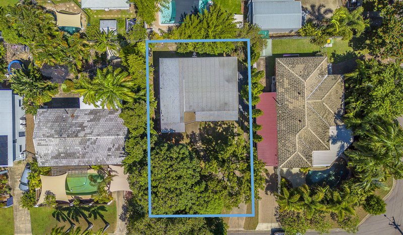 Photo - 18 Seaward Crescent, Pallarenda QLD 4810 - Image 15