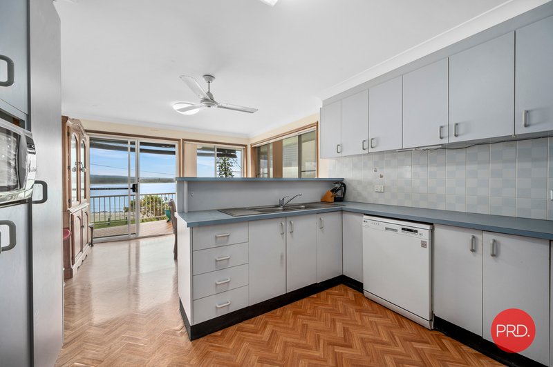 Photo - 18 Second Avenue, Arrawarra Headland NSW 2456 - Image 14