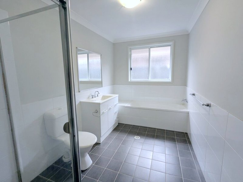Photo - 18 Sellers Avenue, Rutherford NSW 2320 - Image 10