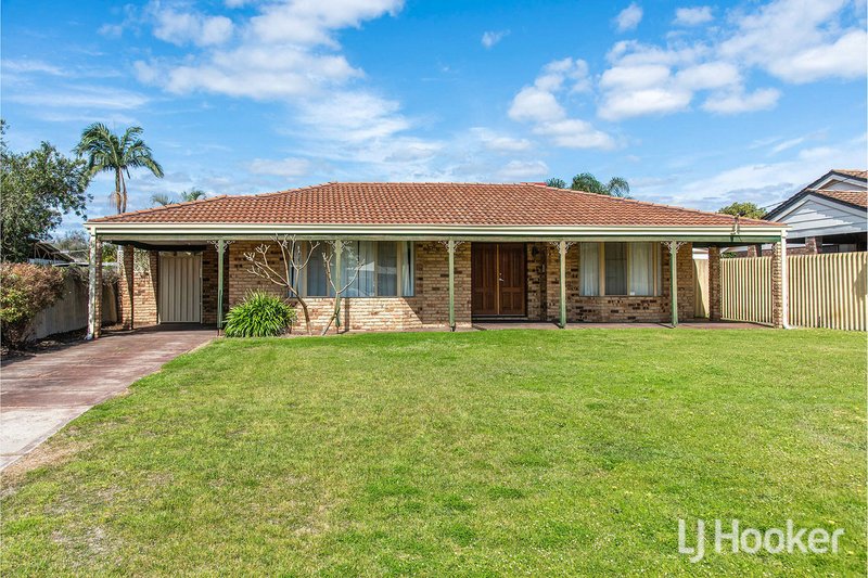 18 Shearwater Way, Gosnells WA 6110