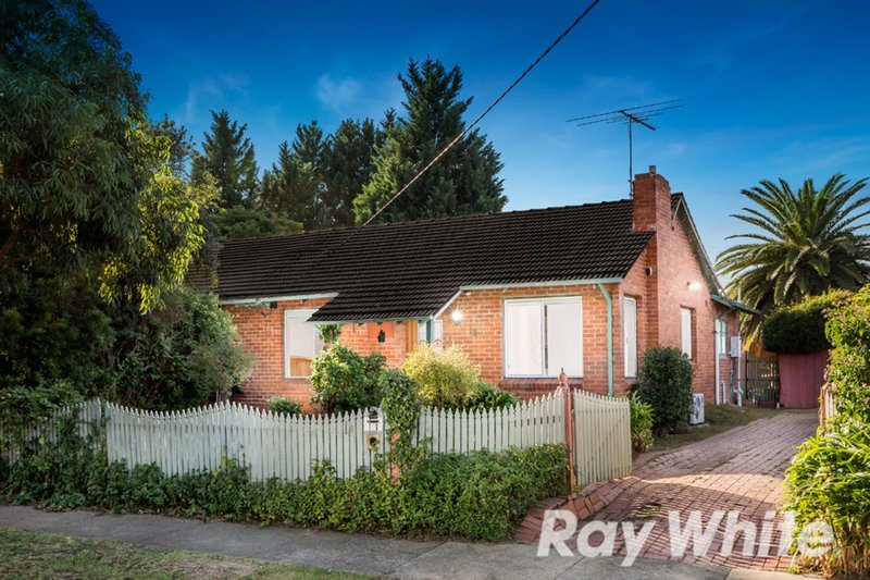 18 Shelley Street, Heidelberg Heights VIC 3081