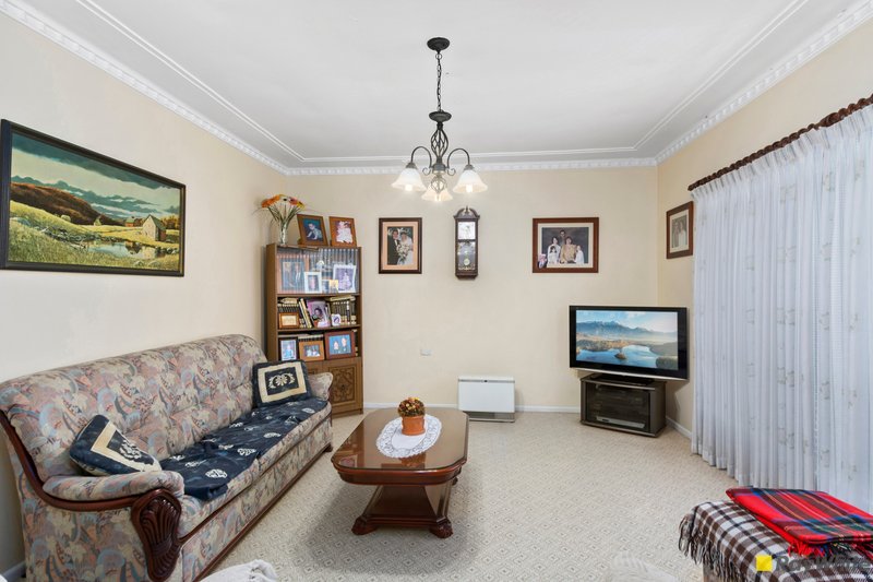 Photo - 18 Shellharbour Rd , Port Kembla NSW 2505 - Image 5