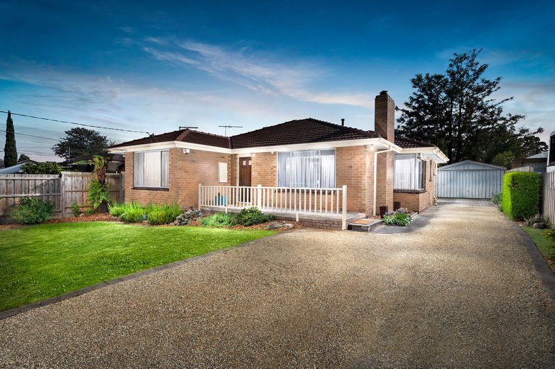 18 Sheppard Drive, Scoresby VIC 3179