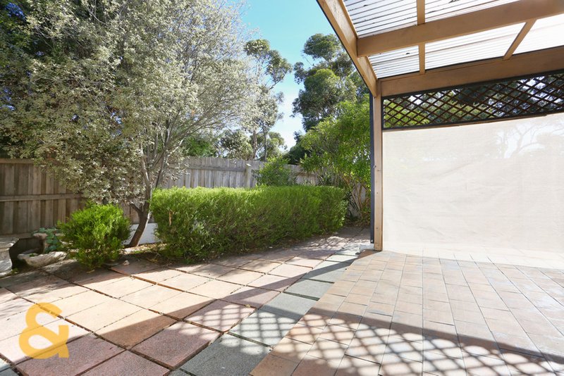 Photo - 18 Sheridan Way, Roxburgh Park VIC 3064 - Image 9