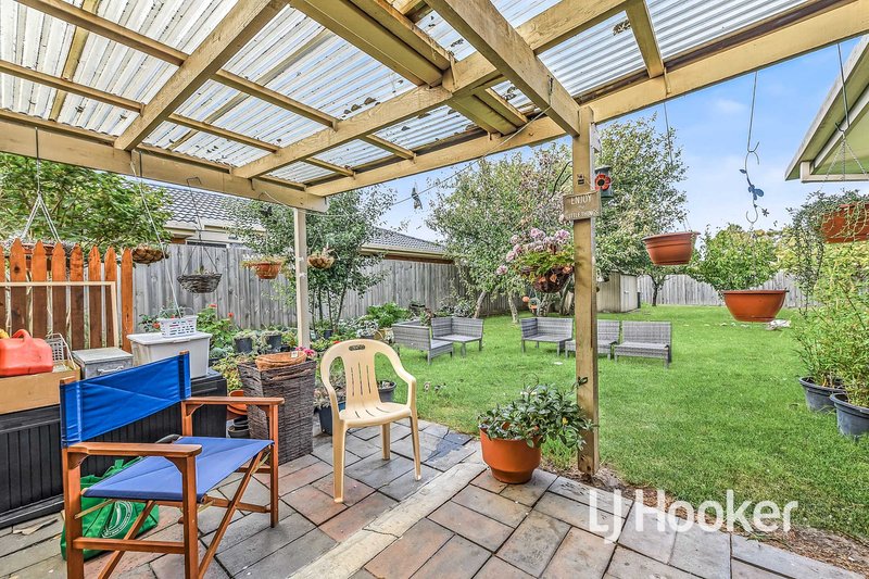 Photo - 18 Sherriff Rise, Pakenham VIC 3810 - Image 14