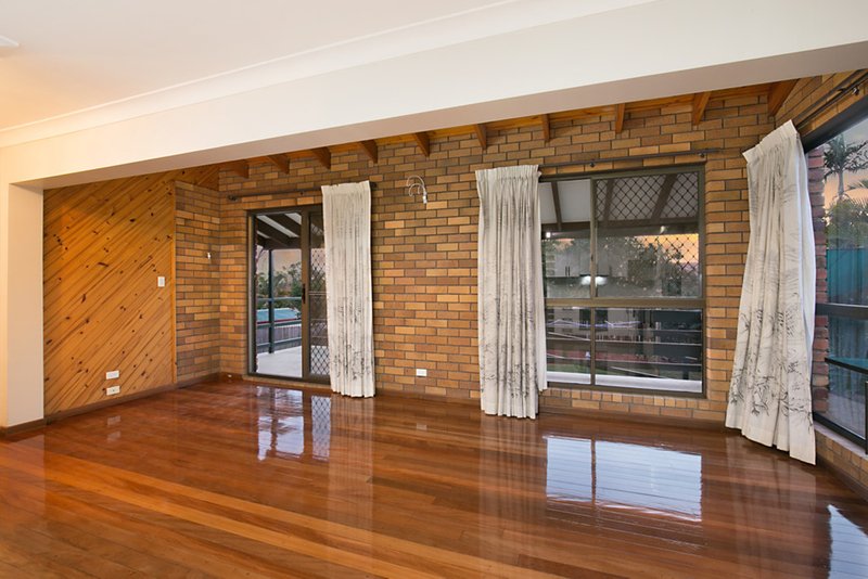 Photo - 18 Shoalhaven Avenue, Springwood QLD 4127 - Image 9