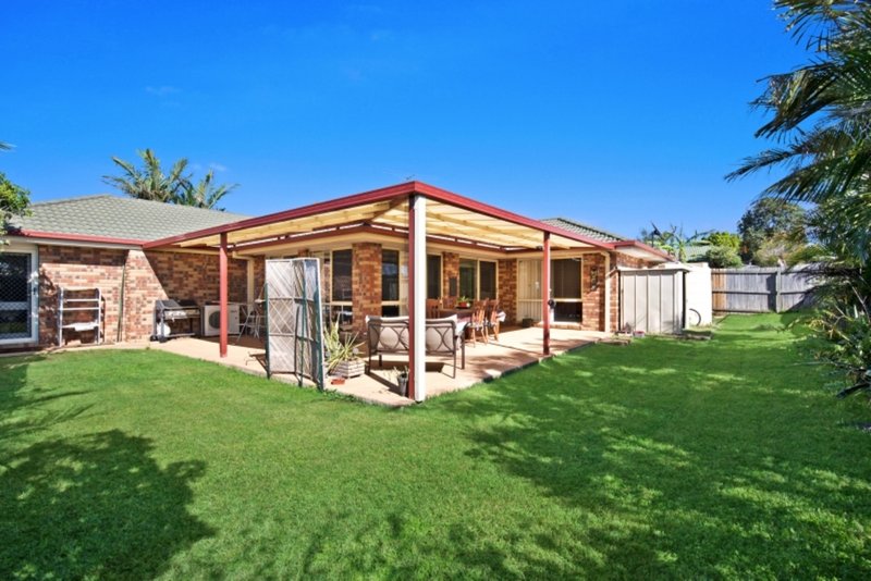 Photo - 18 Silvester Street, North Lakes QLD 4509 - Image 9