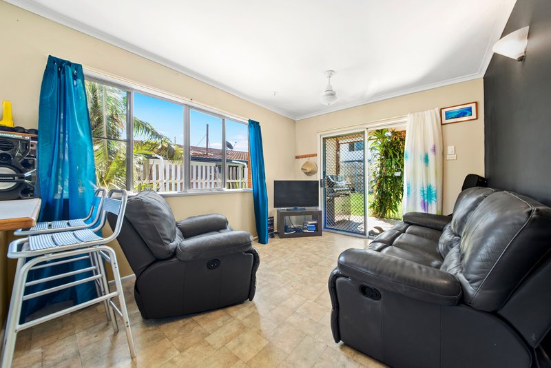 Photo - 1/8 Simmons Street, Airlie Beach QLD 4802 - Image 11