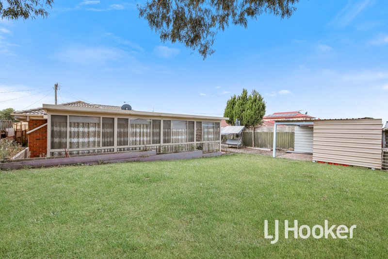 Photo - 18 Simon Court, Hampton Park VIC 3976 - Image 14