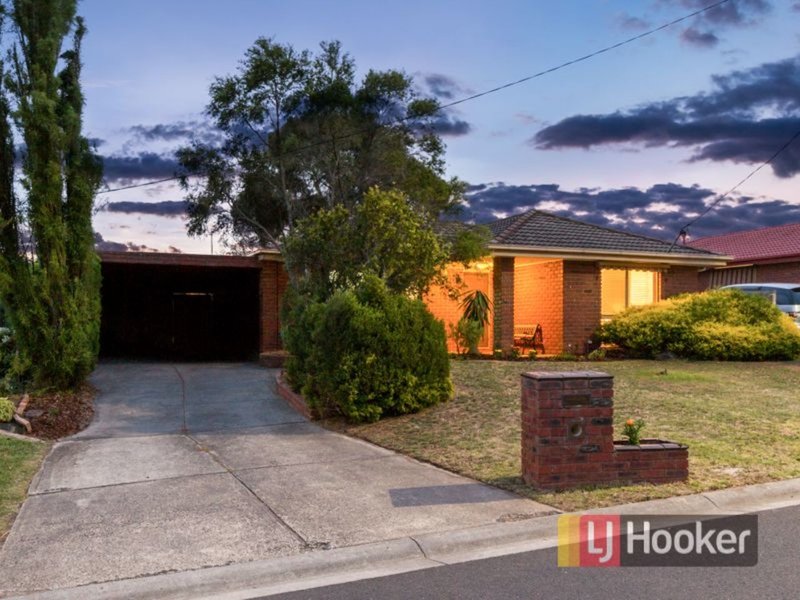 18 Simon Court, Hampton Park VIC 3976