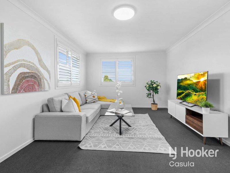 Photo - 18 Simone Crescent, Casula NSW 2170 - Image 7