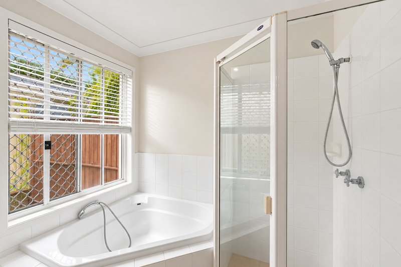 Photo - 18 Sirett Street, Runcorn QLD 4113 - Image 12