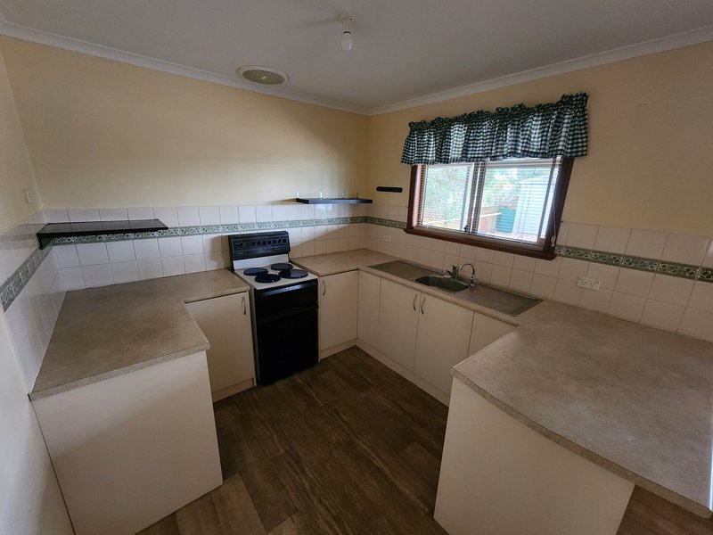 Photo - 18 Sixth Street, Quorn SA 5433 - Image 5