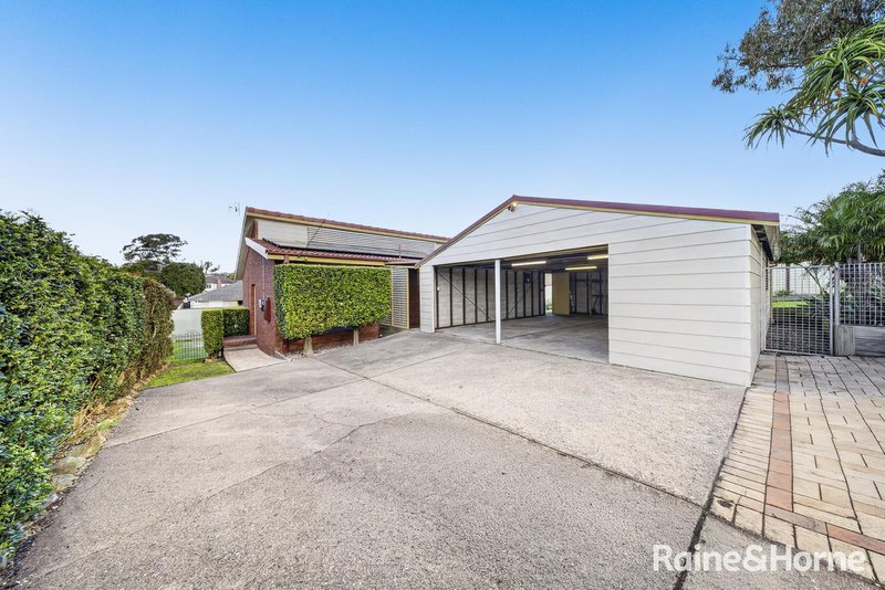 Photo - 18 Skilton Avenue, East Maitland NSW 2323 - Image 2