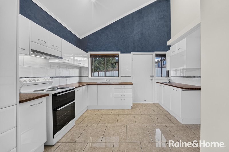 Photo - 18 Skilton Avenue, East Maitland NSW 2323 - Image 9