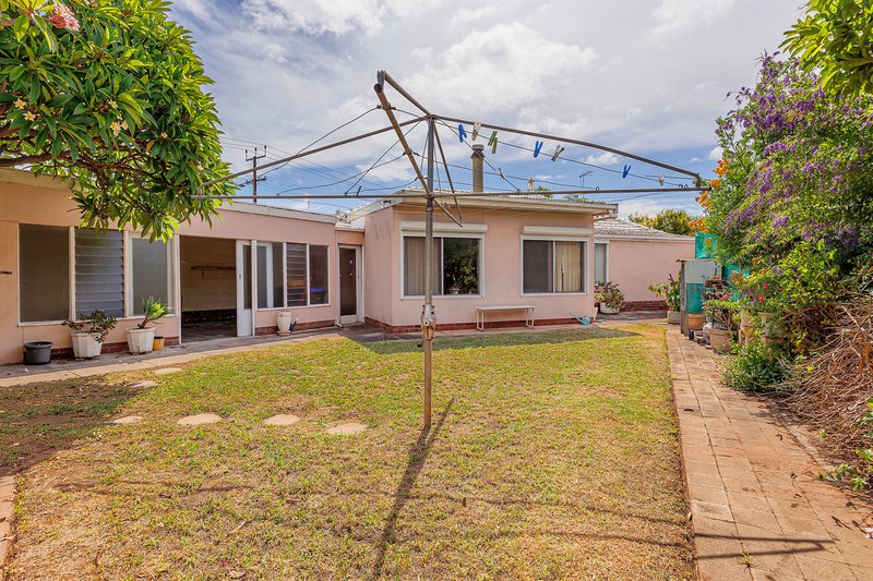 Photo - 18 Smith Avenue, Woodville West SA 5011 - Image 18