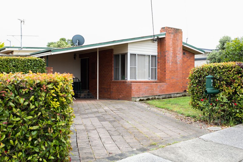 18 Snow Street, Newnham TAS 7248