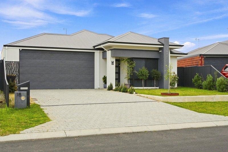 Photo - 18 Sophia Loop, West Busselton WA 6280 - Image 2