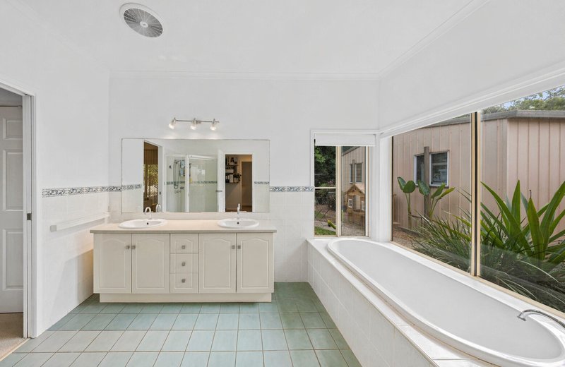 Photo - 18 Southeden Court, Cooroy QLD 4563 - Image 14