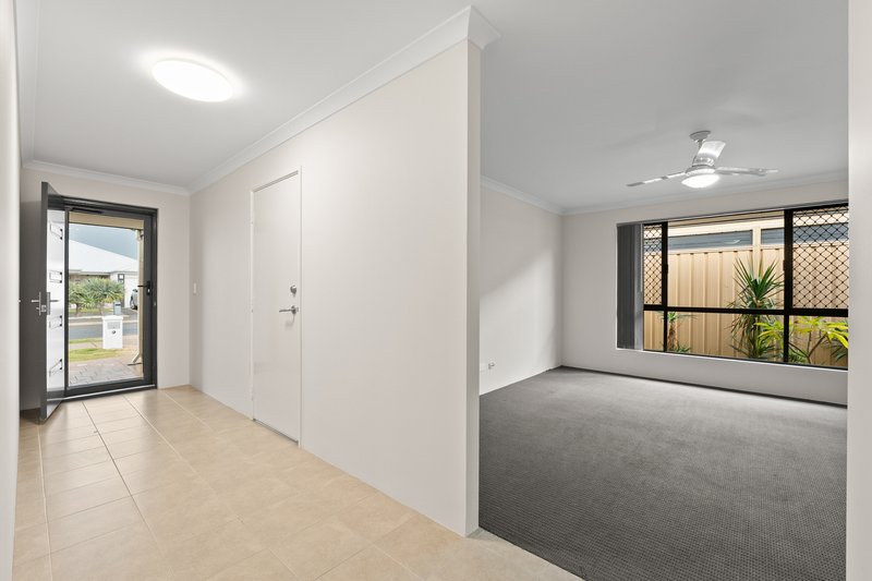 Photo - 18 Southport Drive, Baldivis WA 6171 - Image 5