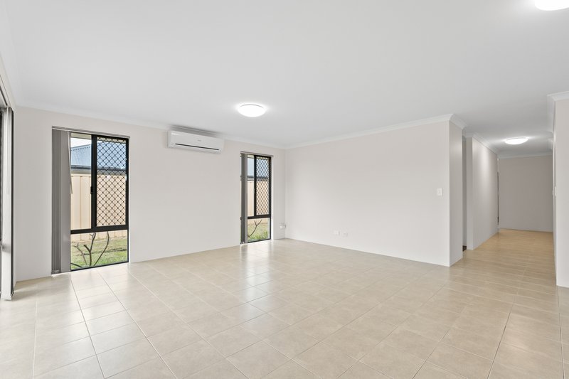 Photo - 18 Southport Drive, Baldivis WA 6171 - Image 13