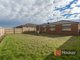 Photo - 18 Spinebill Court, Pakenham VIC 3810 - Image 4