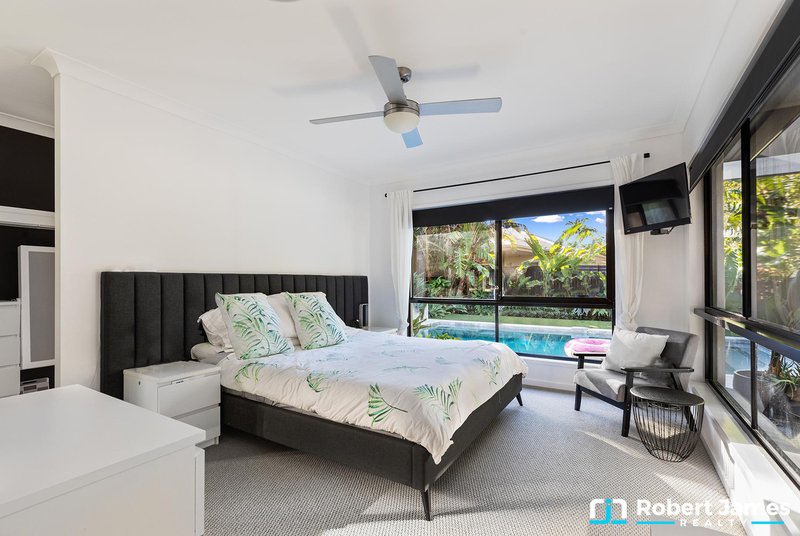 Photo - 18 Spinnaker Street, Tewantin QLD 4565 - Image 5