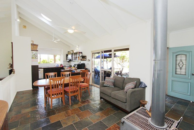 Photo - 18 Springhill Road, Coopernook NSW 2426 - Image 6