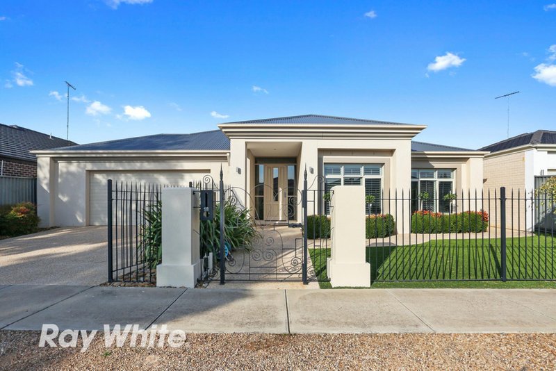 18 Springwater Drive, Lara VIC 3212