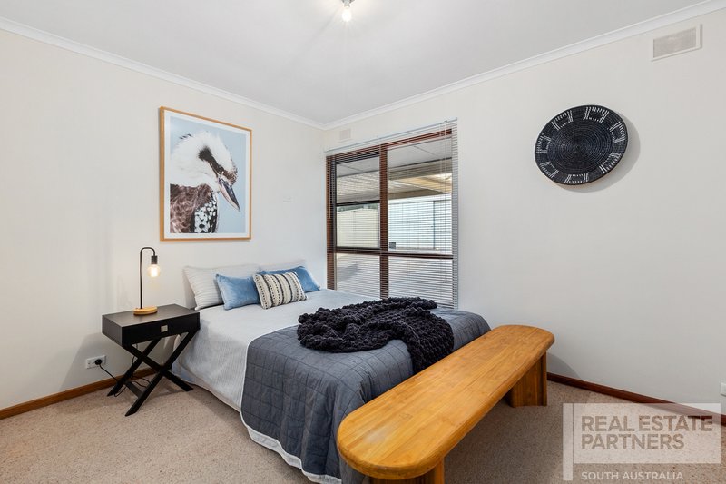 Photo - 18 Springwood Ave , Redwood Park SA 5097 - Image 12