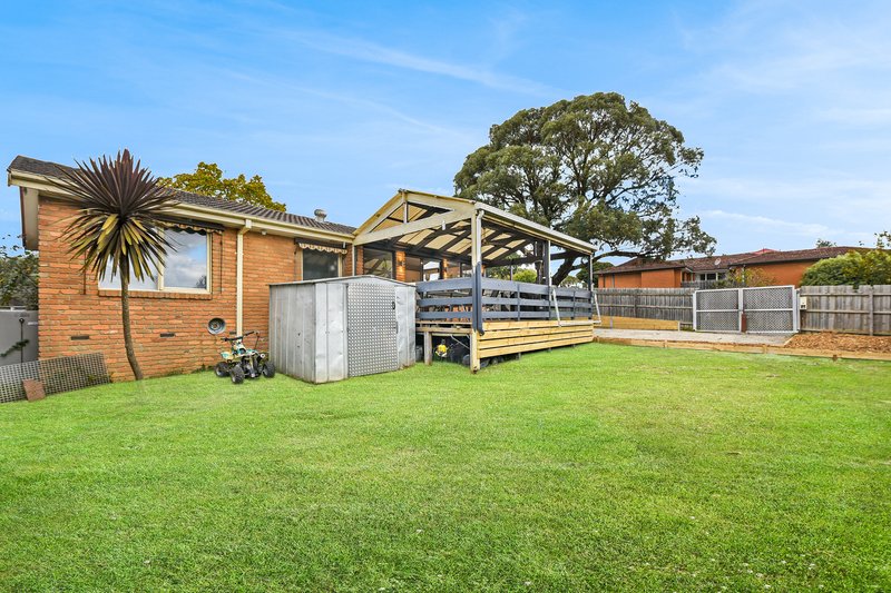 Photo - 18 St James Court, Narre Warren VIC 3805 - Image 15