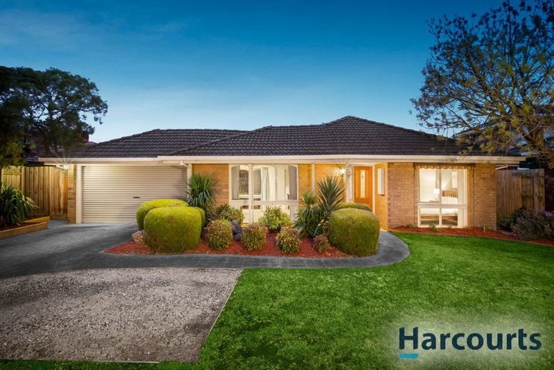 18 St Martins Court, Wantirna South VIC 3152