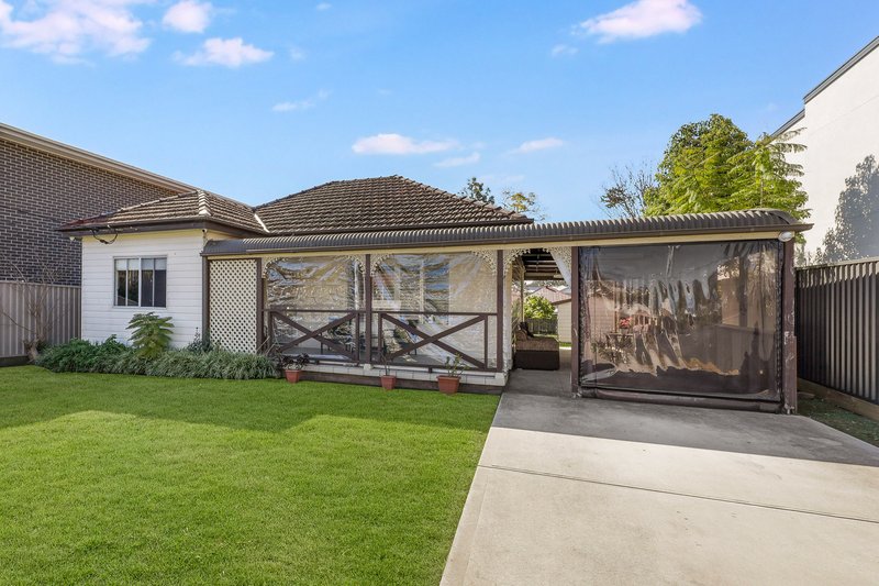 18 St Pauls Place, Chester Hill NSW 2162