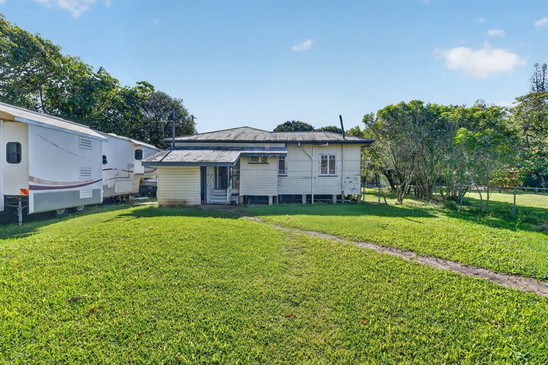 Photo - 18 Station Street, Caboolture QLD 4510 - Image 6