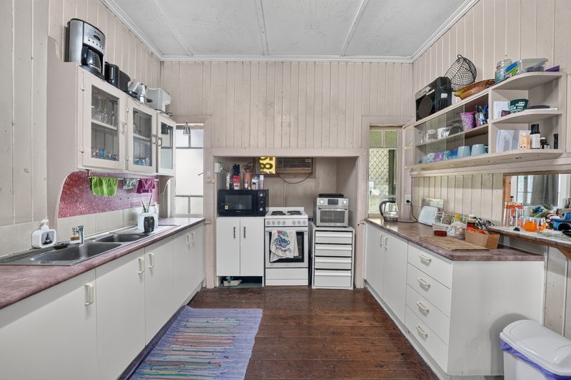 Photo - 18 Station Street, Caboolture QLD 4510 - Image 7