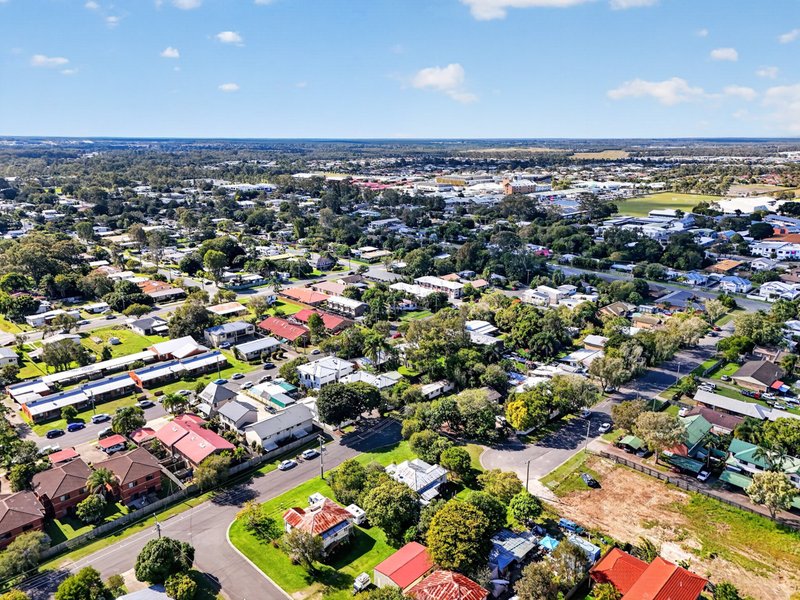 Photo - 18 Station Street, Caboolture QLD 4510 - Image 16