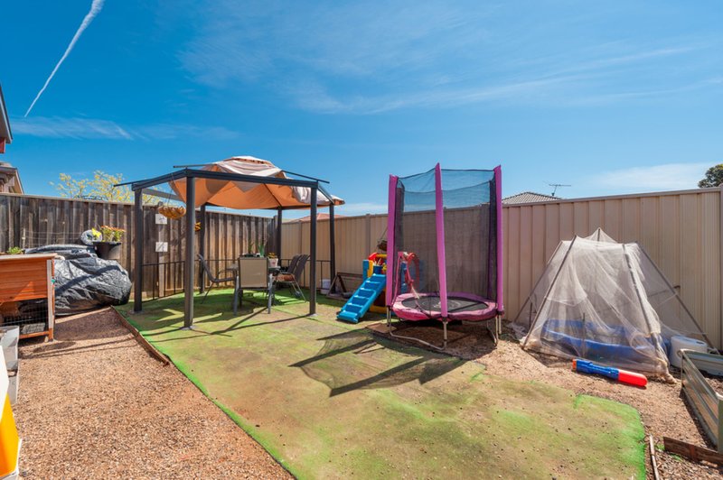 Photo - 18 Stefan Drive, Melton West VIC 3337 - Image 8