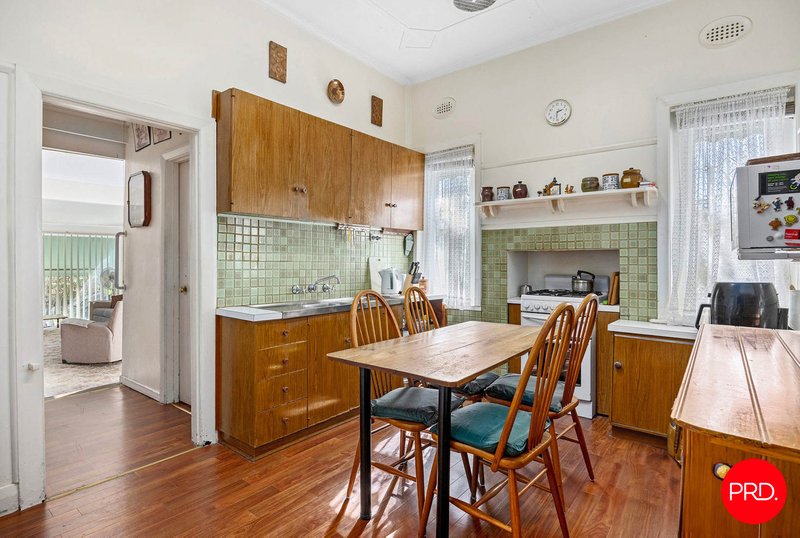 Photo - 18 Sternberg Street, Kennington VIC 3550 - Image 4